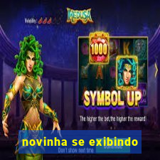 novinha se exibindo